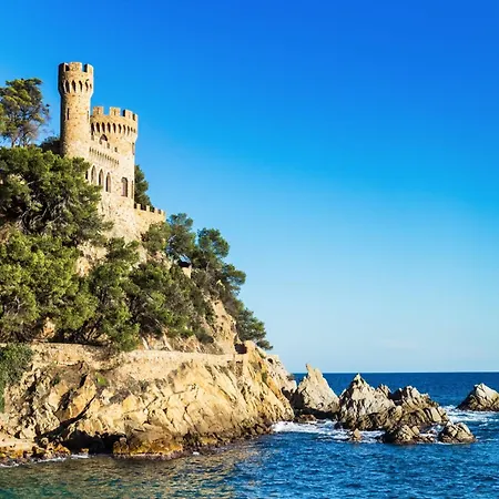 In Lloret Near Lloret Льорет-де-Мар