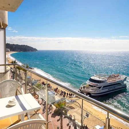 In Lloret Near Lloret Льорет-де-Мар